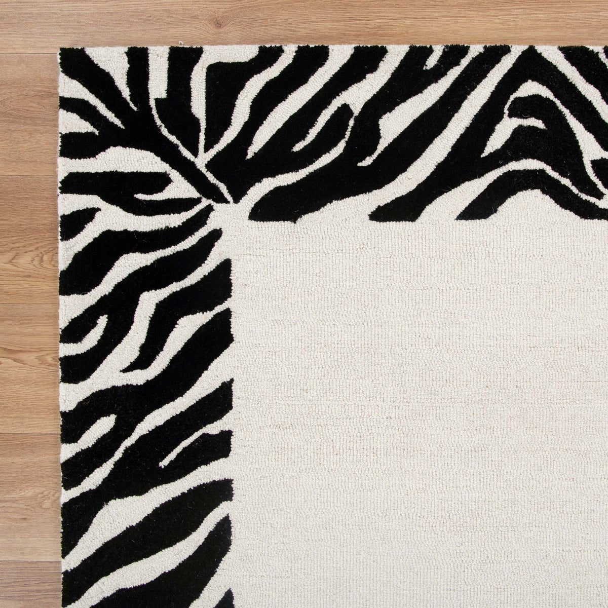 Les Nomades Zanzibar Black &amp; White Wool Rug