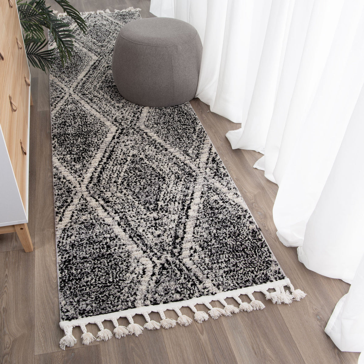 Mansour Harlequin Black &amp; White Geometric Rug