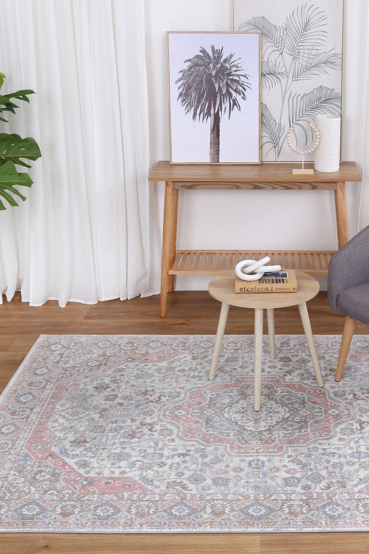 Oporto Bremen Blush &amp; BlueTraditional Soft Rug