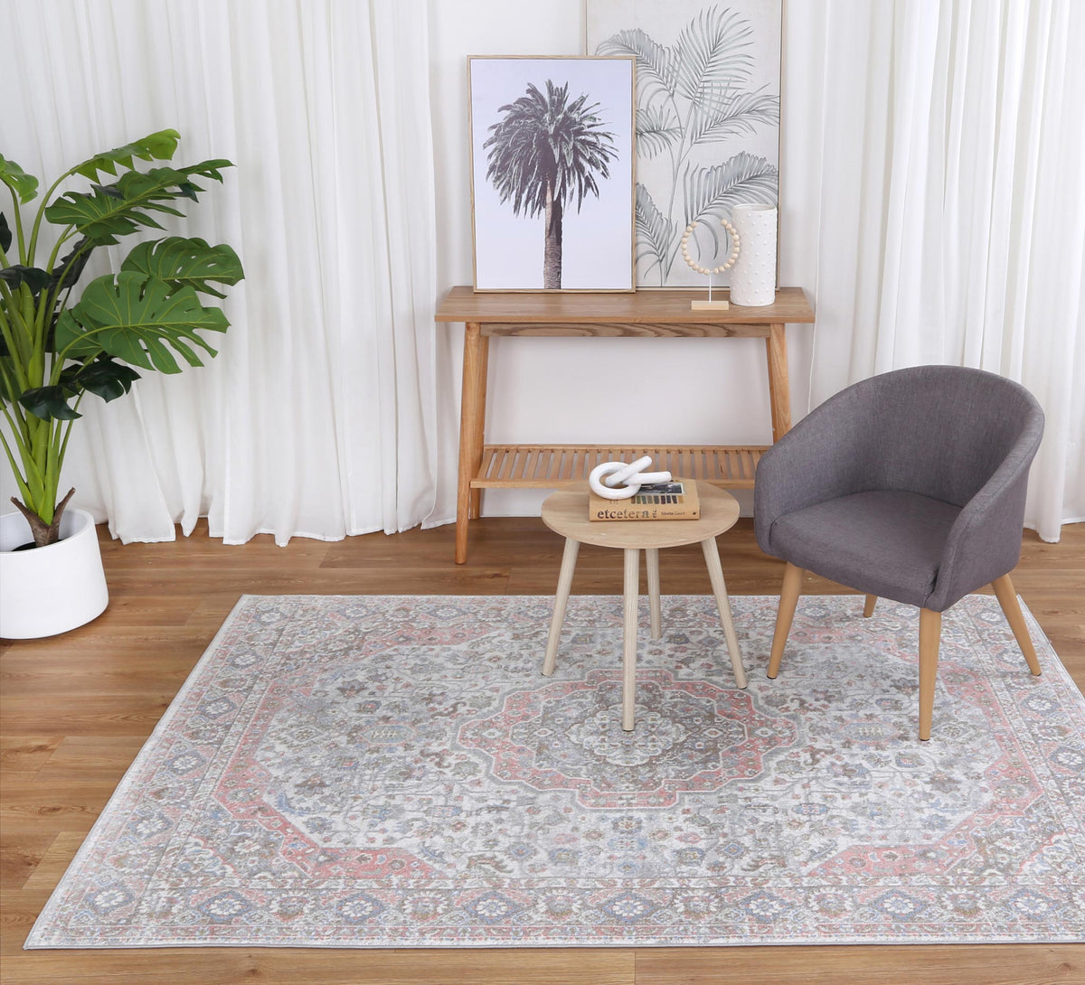 Oporto Bremen Blush &amp; BlueTraditional Soft Rug