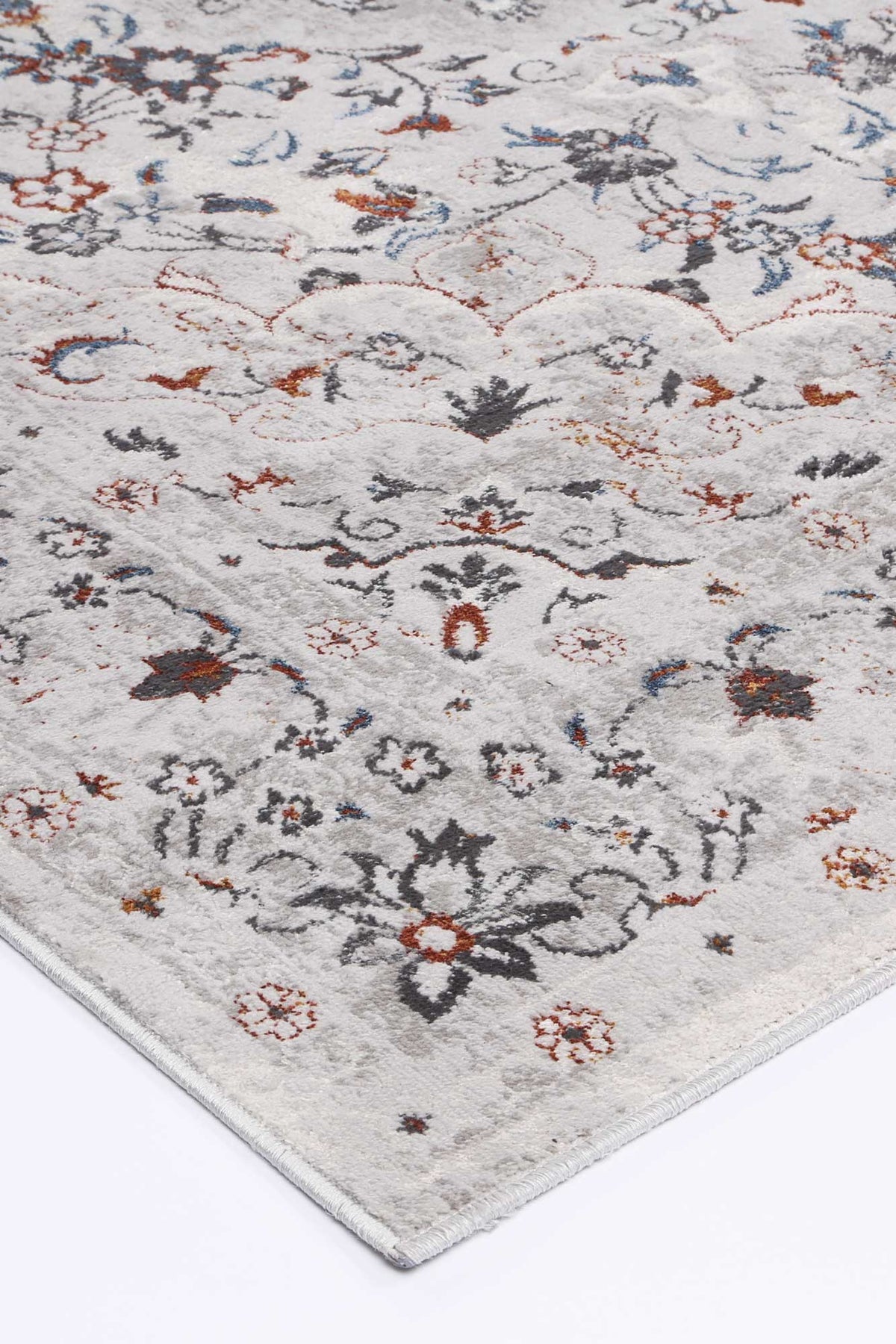 Porto Ava Ivory &amp; Red Traditional Rug