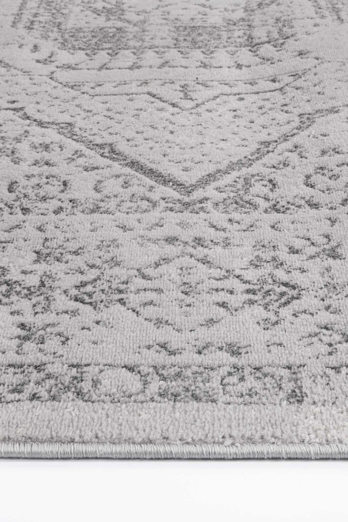 Porto Luna Cream &amp; Grey Traditional Rug