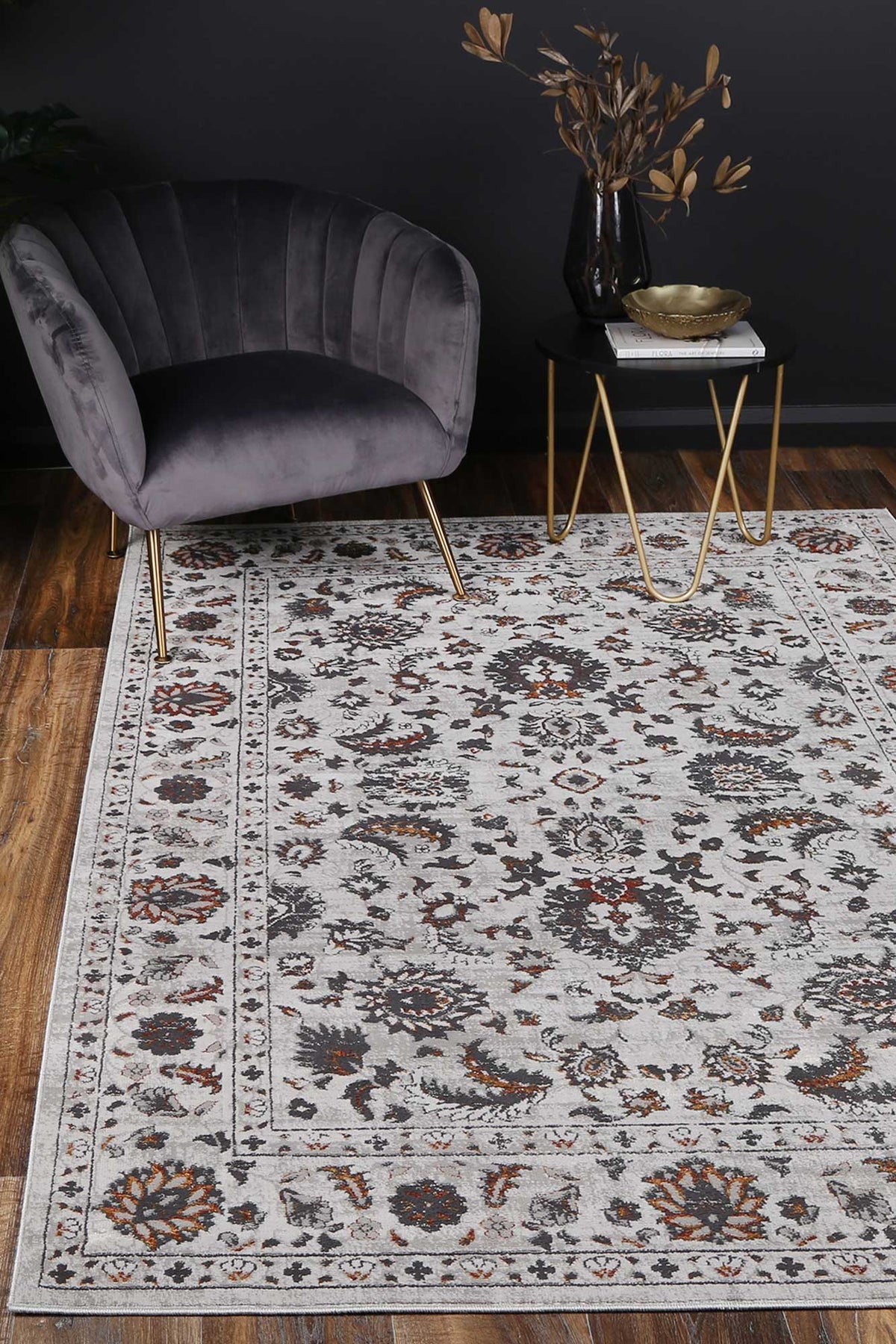 Porto Edward Ivory &amp; Red Traditional Rug