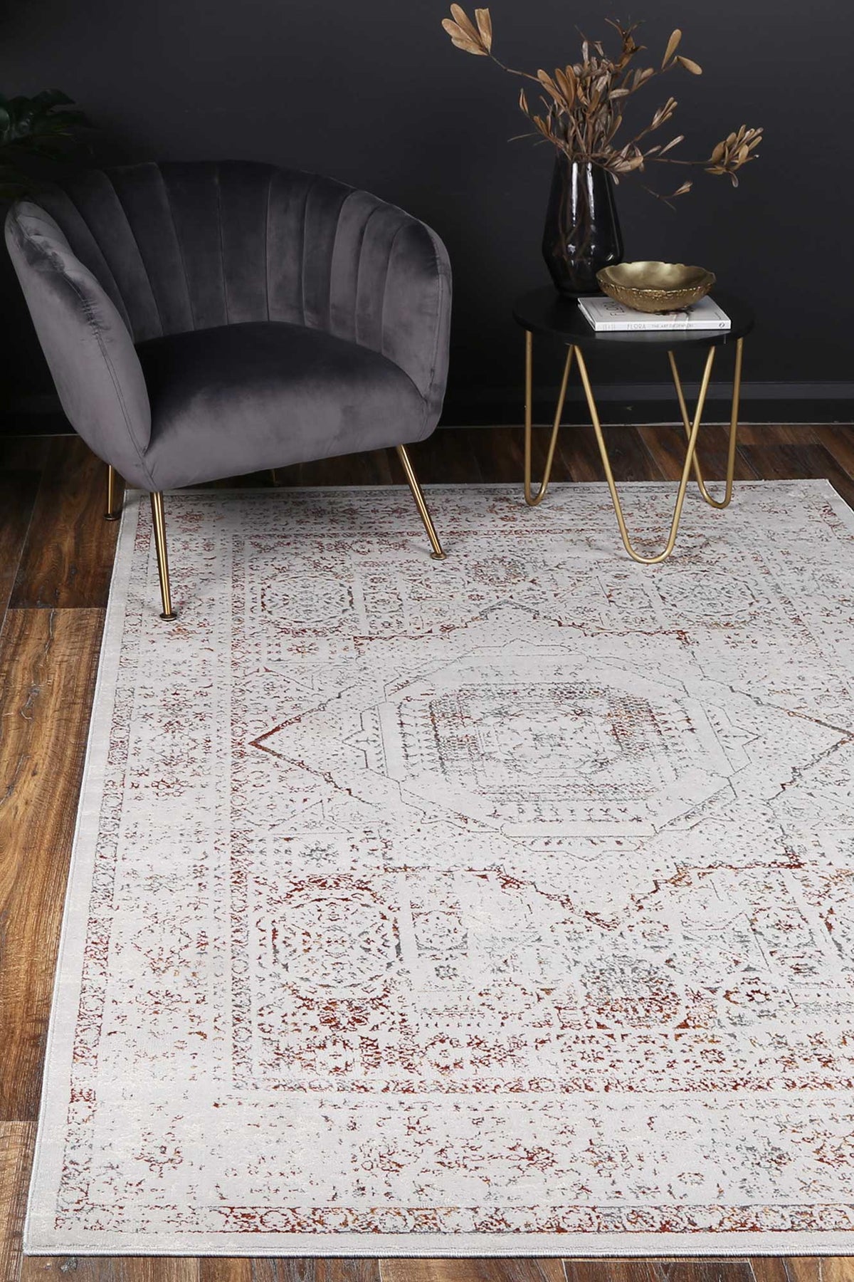 Porto Luna Cream &amp; Red Traditional Rug