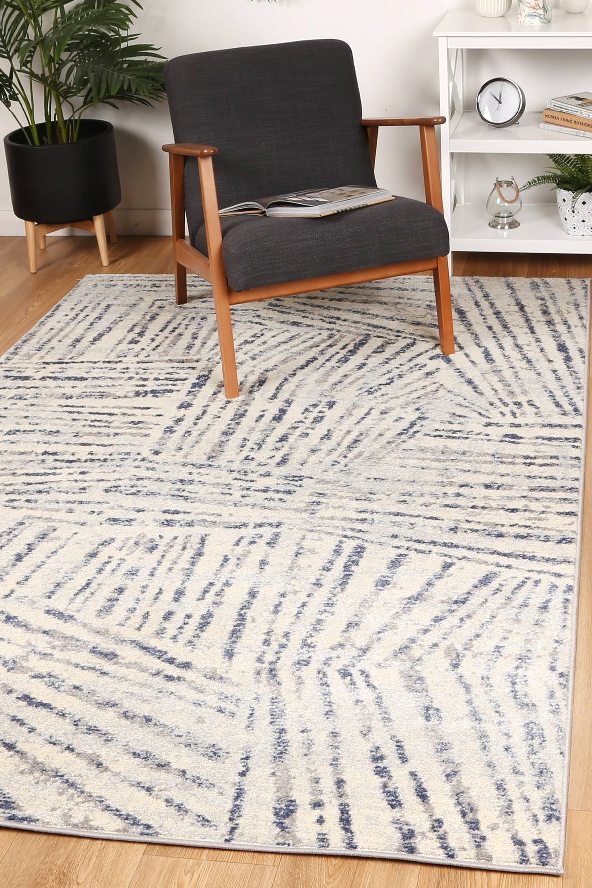 Sicily Ferraro Ivory &amp; Blue Geometric Rug