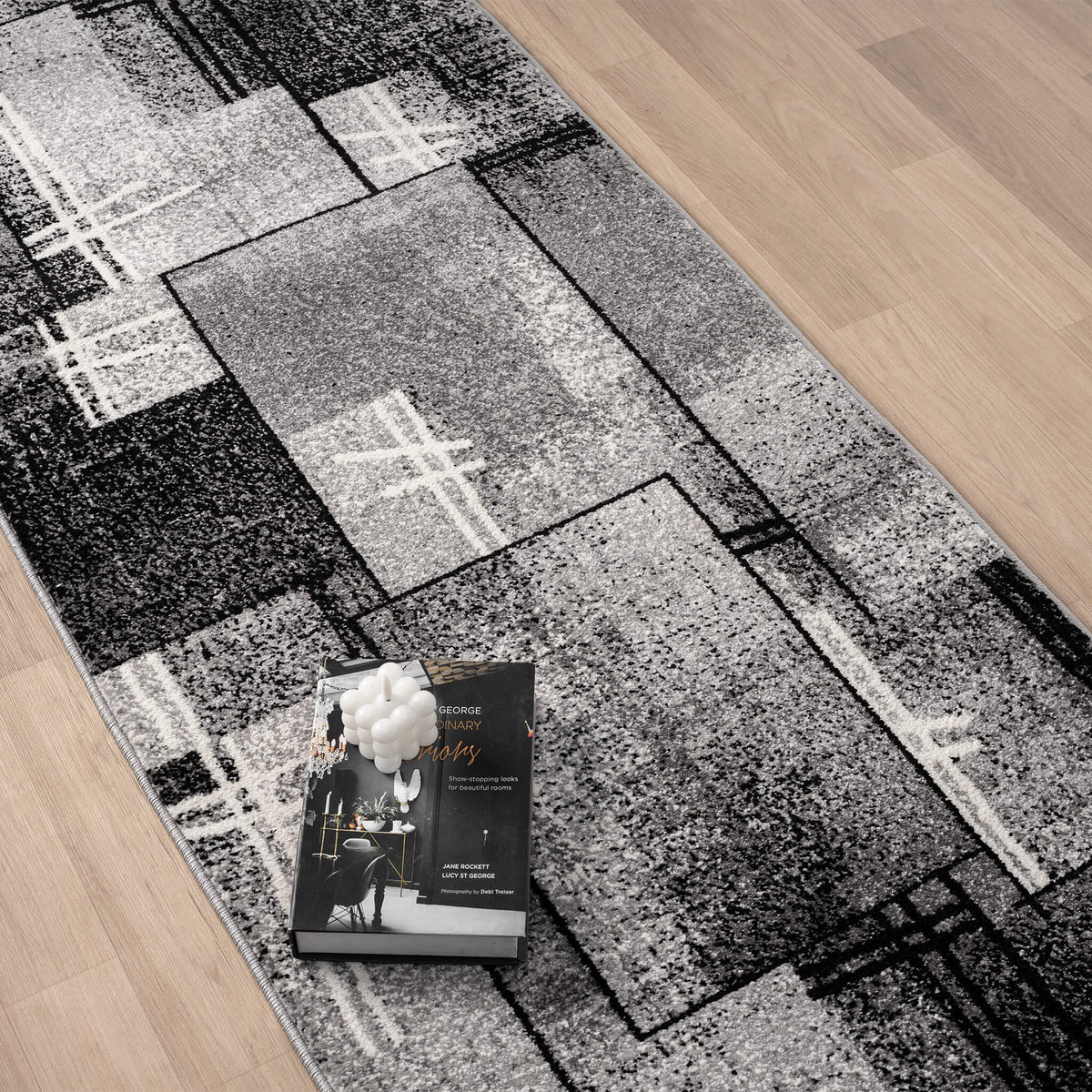 Slate 768 Grey Runner