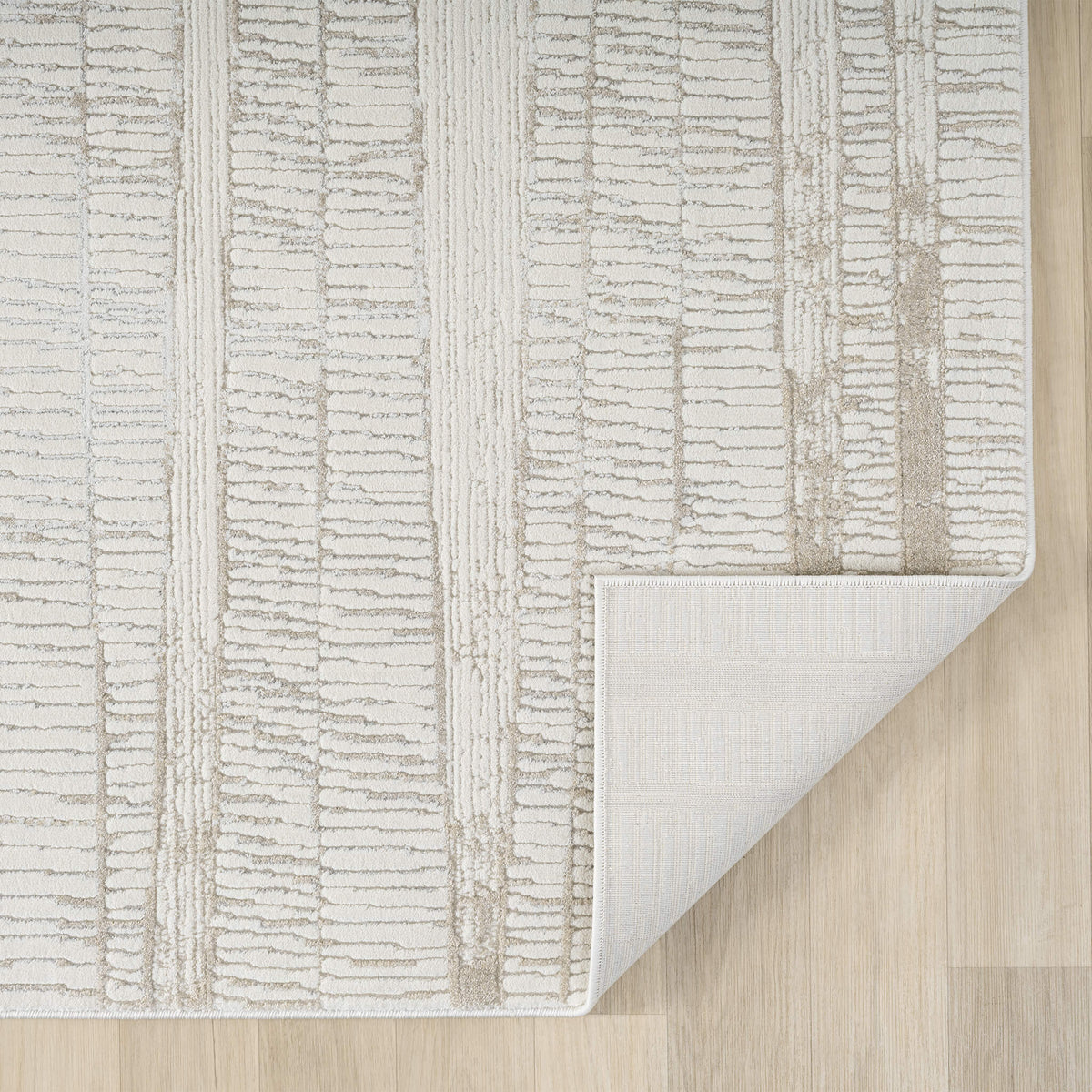 Weston 737 Linen Runner