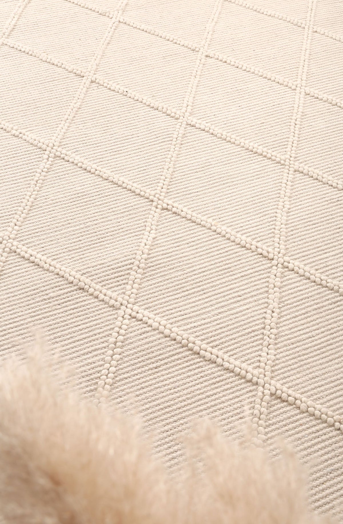 Eskandar Hand-Tufted  Braided Cream Wool Rug